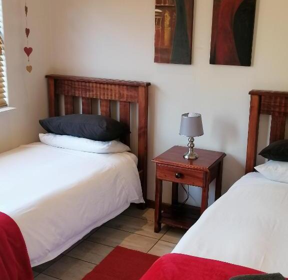 פנסיון Aviento Guesthouse