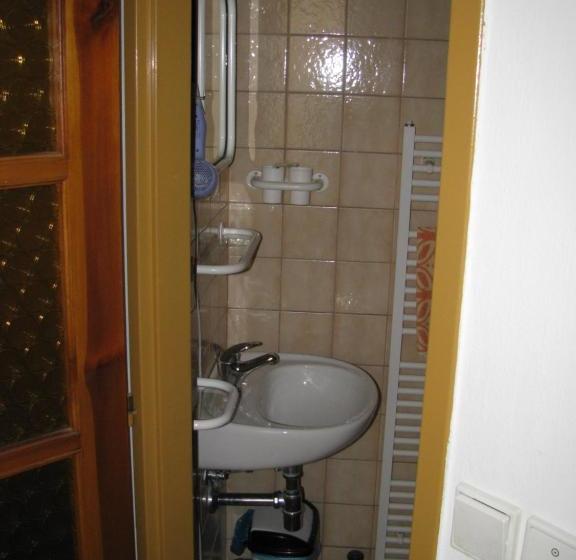 پانسیون Penzion 102