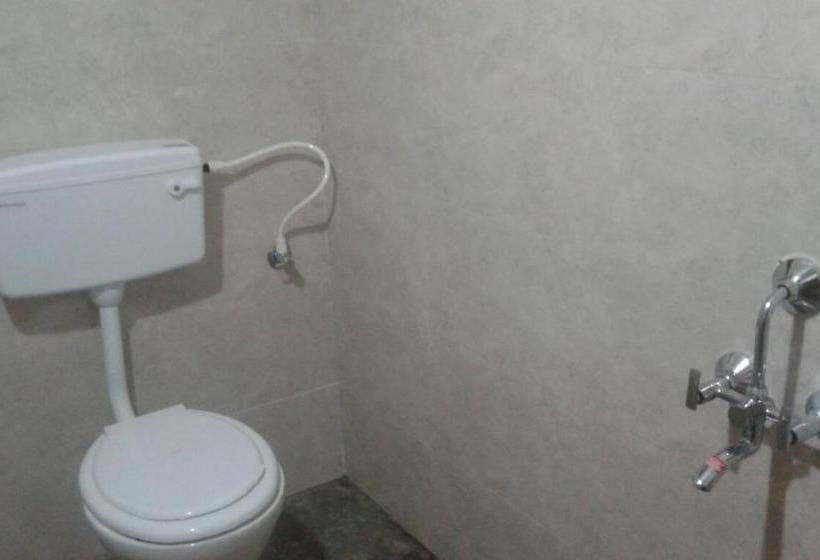 پانسیون Xavier Guest House