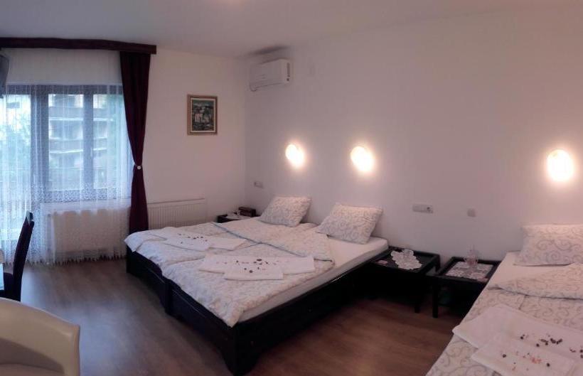 پانسیون Apartmani Vila Jelena Arandjelovac