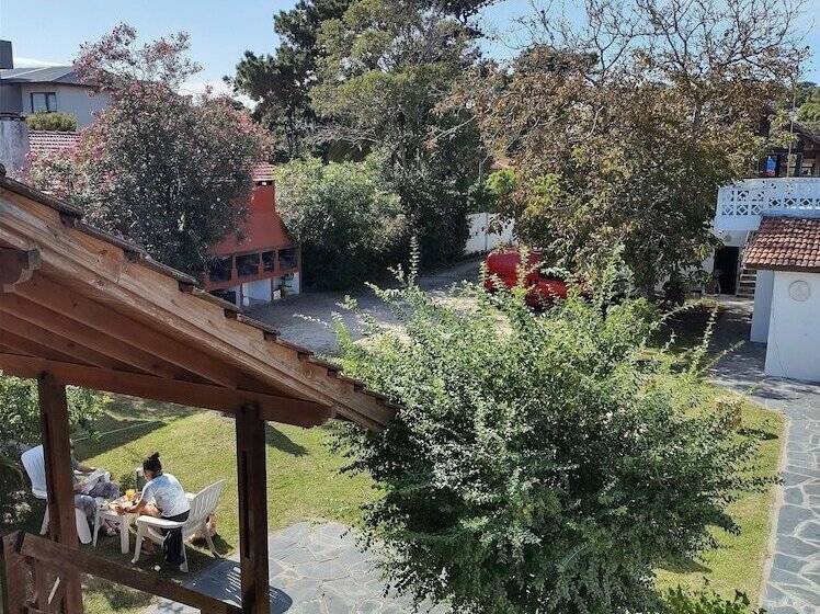 بنسيون Hostería Las Grullas