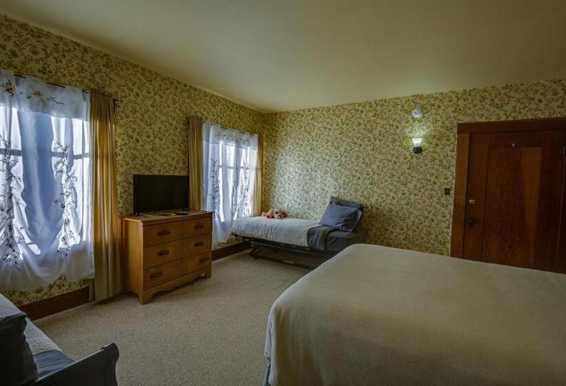 فندق صغير The Captains Quarters