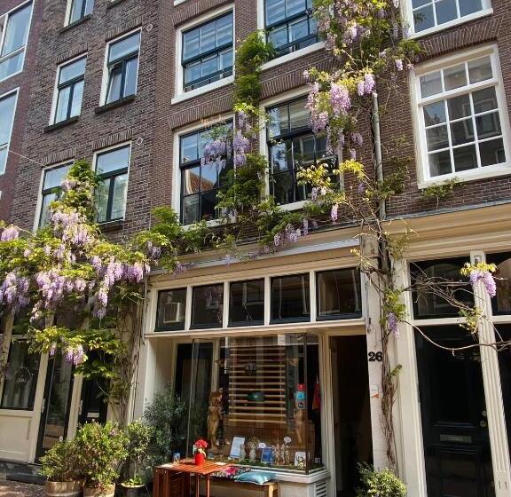 مبيت وإفطار Amsterdam Barangay