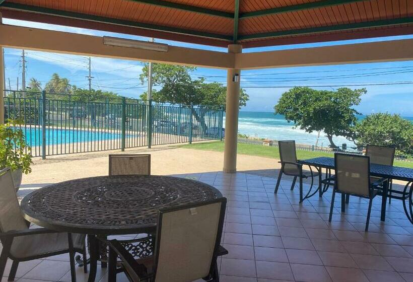 هتل Oceania Apartments At Arecibo 681 Ocean Drive