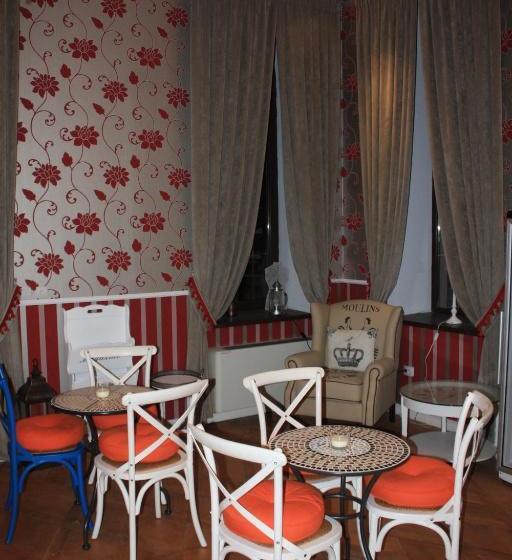 بنسيون Castelul Stirbey