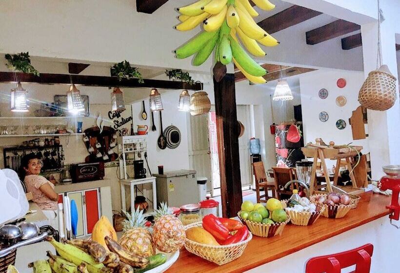פנסיון Hostal Solsticio Guajiro