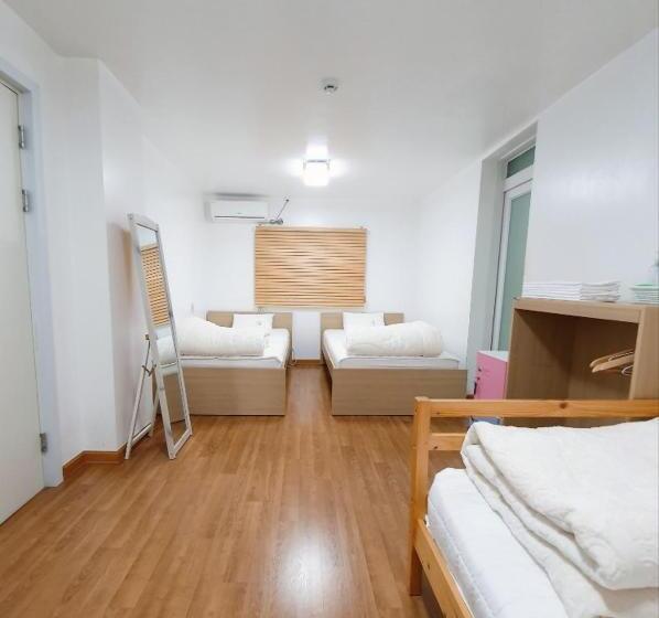 פנסיון Byulbam Guesthouse
