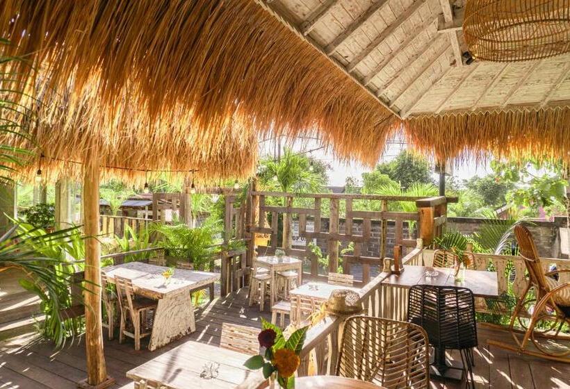 پانسیون Le Yanandra Bali Resort