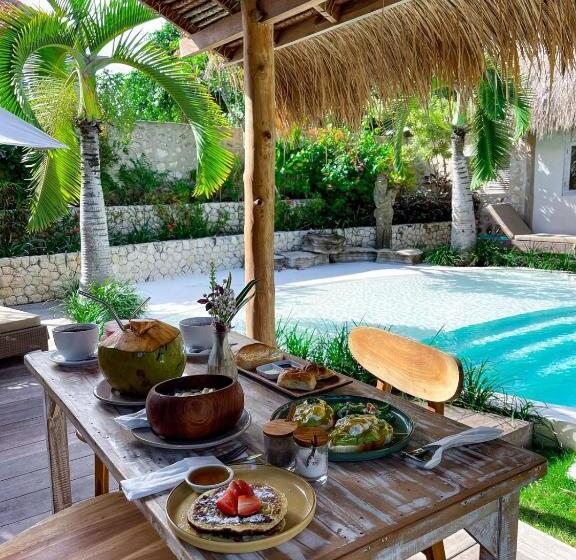 پانسیون Le Yanandra Bali Resort