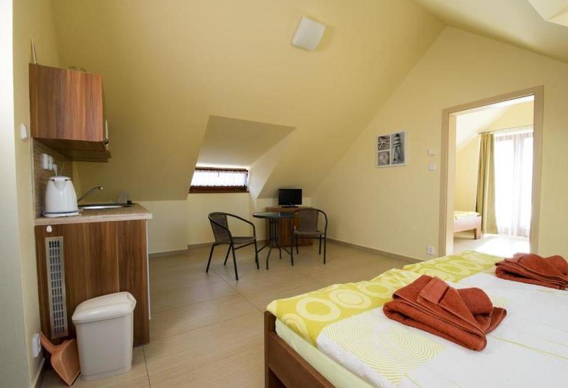 پانسیون Penzion Admirál