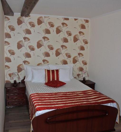 بنسيون Schassburger Tor