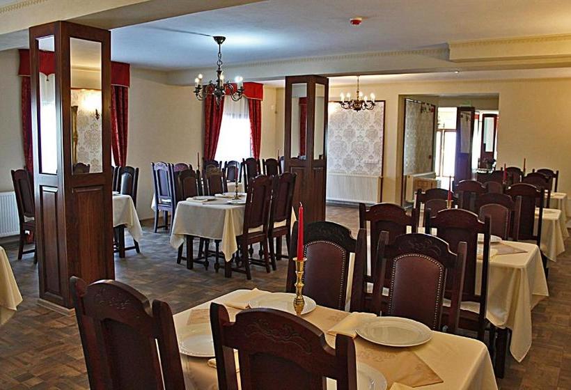 بنسيون Schassburger Tor