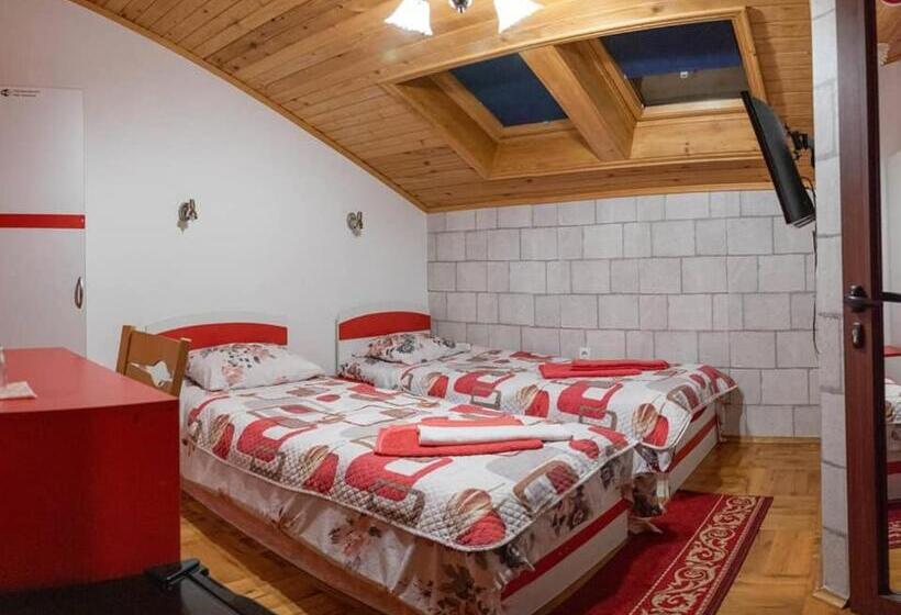 פנסיון Stanchevata Kashta