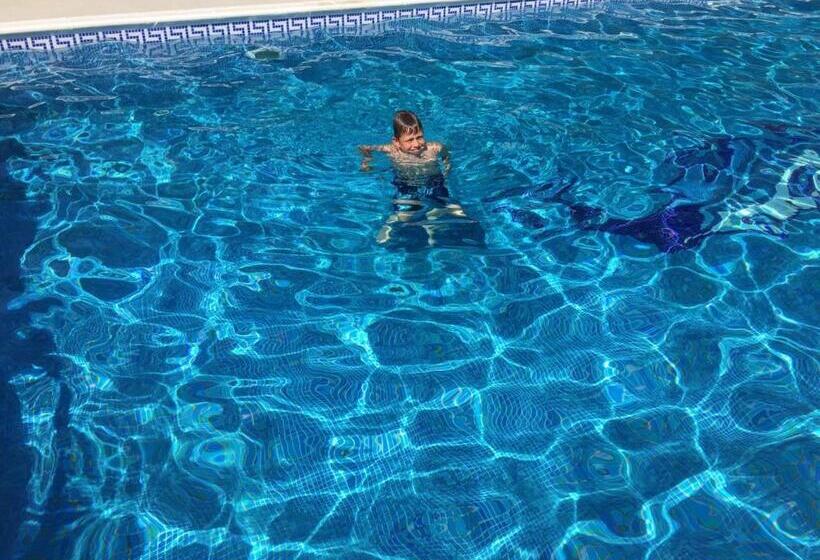 پانسیون Vila Kristina