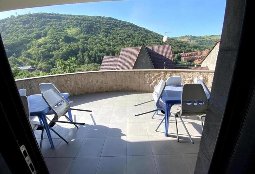 Villadzor Apart