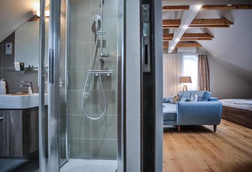 Hardy   Cognac & Pension