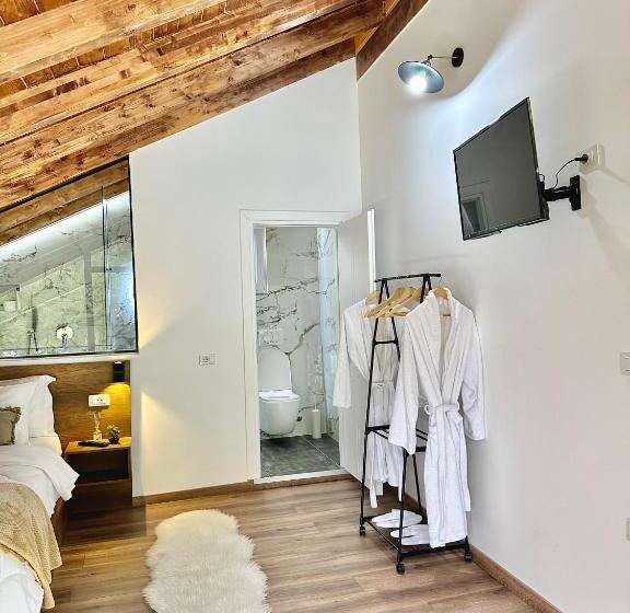 پانسیون Guesthouse Marashi