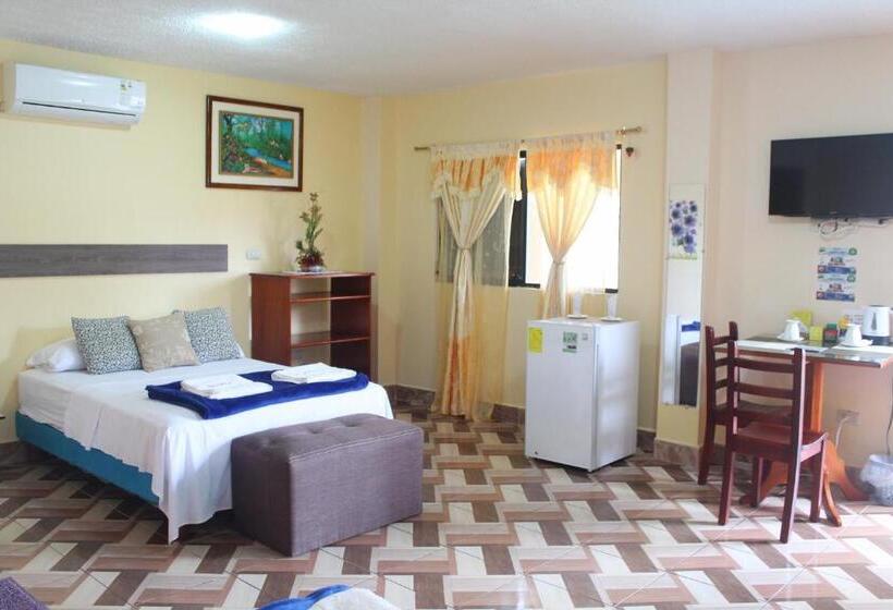 پانسیون Hostal Romy