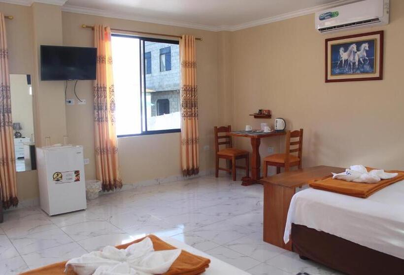 پانسیون Hostal Romy