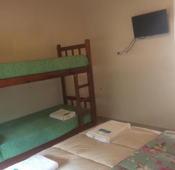 فندق صغير Y Cabañas Las Marías