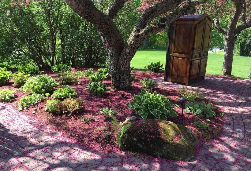 فندق صغير Inn At Pleasant Lake