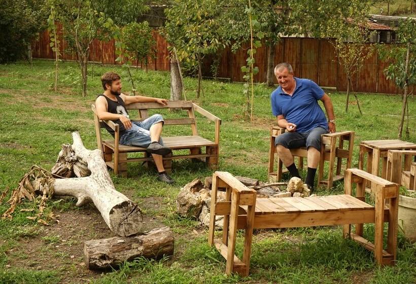 پانسیون Art House Kutateli