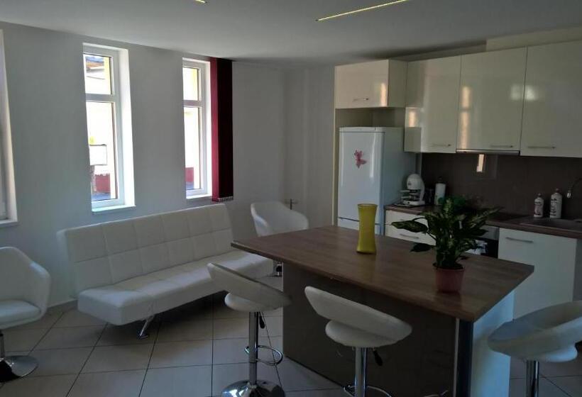 Pensão Kazinczy Apartment