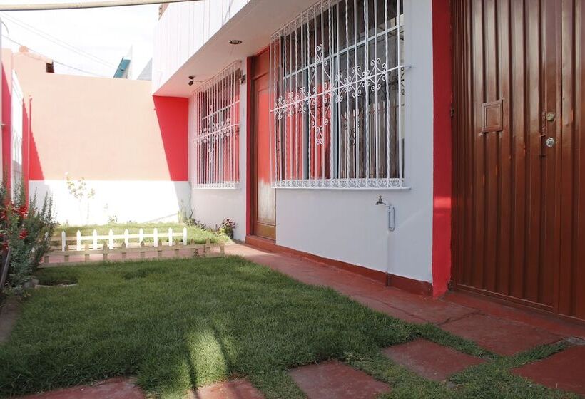 فندق صغير La Casa De Chamo