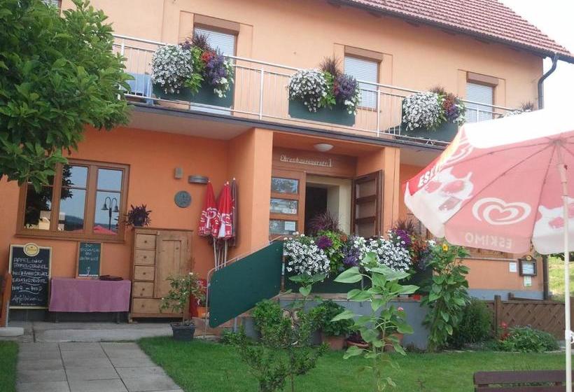 هاستل Rebenlandhof