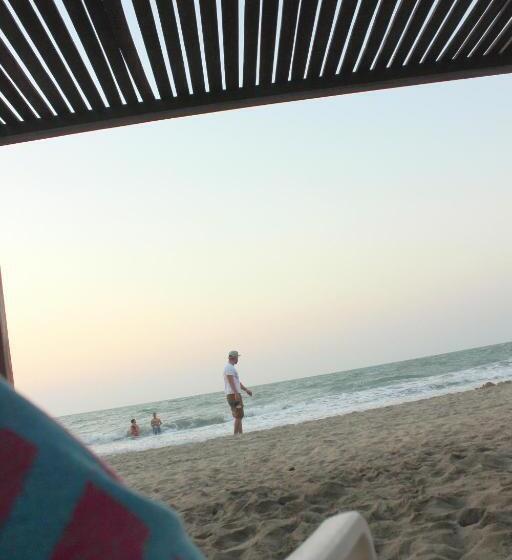 هتل Camino Palmero Coveñas