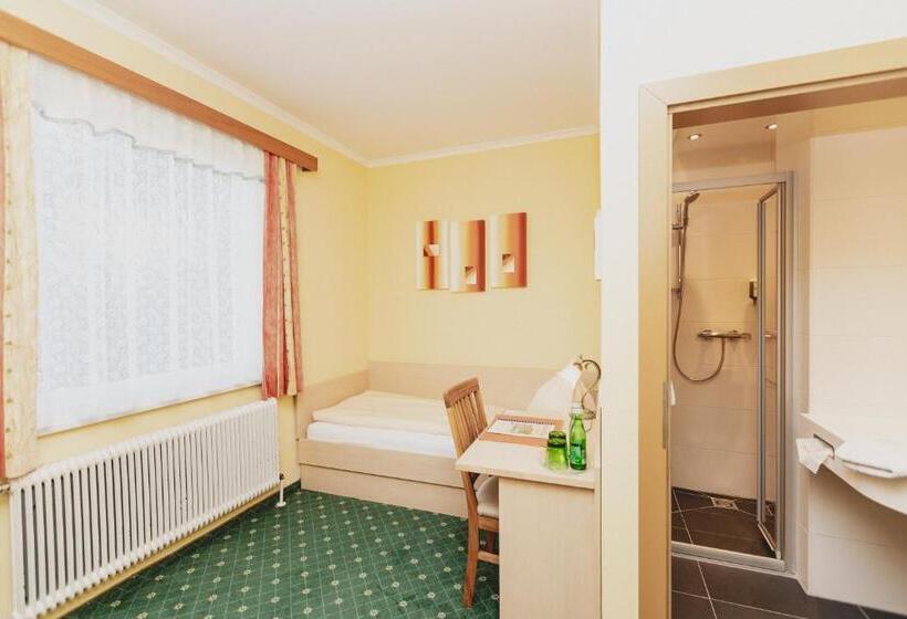 פנסיון Gasthof Berghof