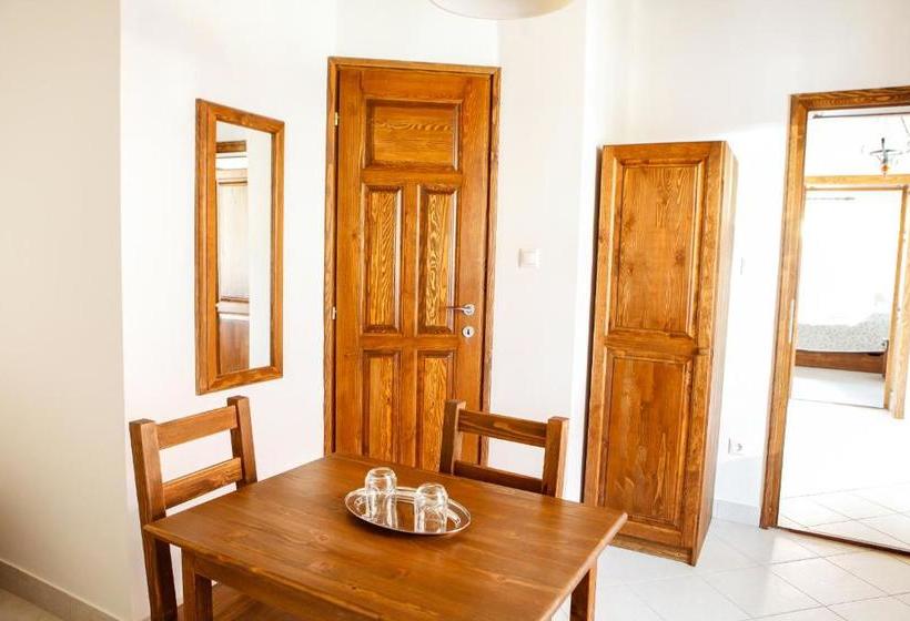 פנסיון Katica Vendégház