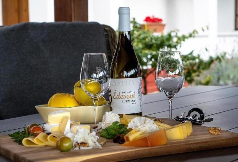 פנסיון Katica Vendégház