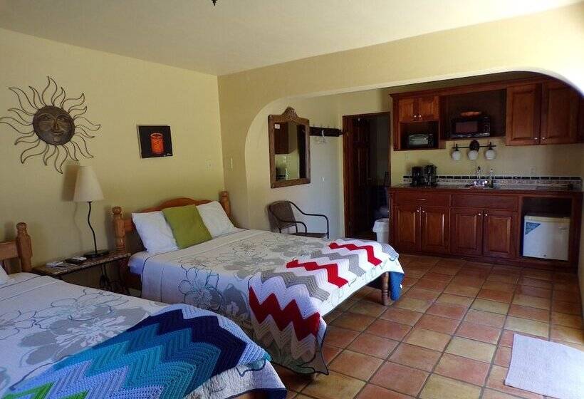 Hostel Bamboleo Inn Belize