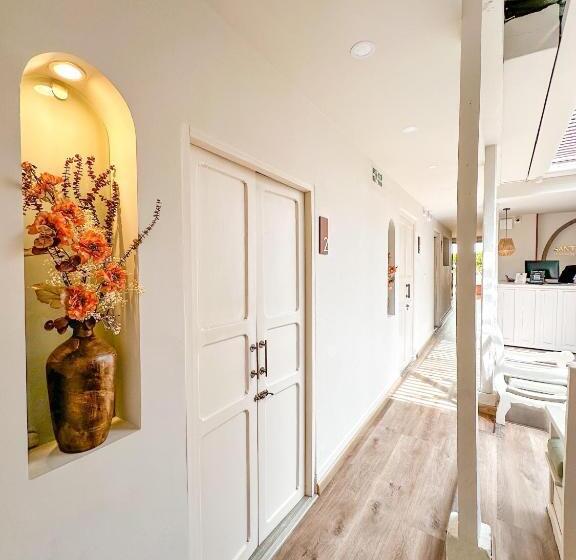 هاستل Posada De Santa Elena