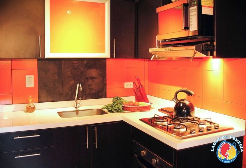 هتل Lagos De Venecia