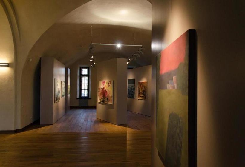 پانسیون Rothko Museum Residences