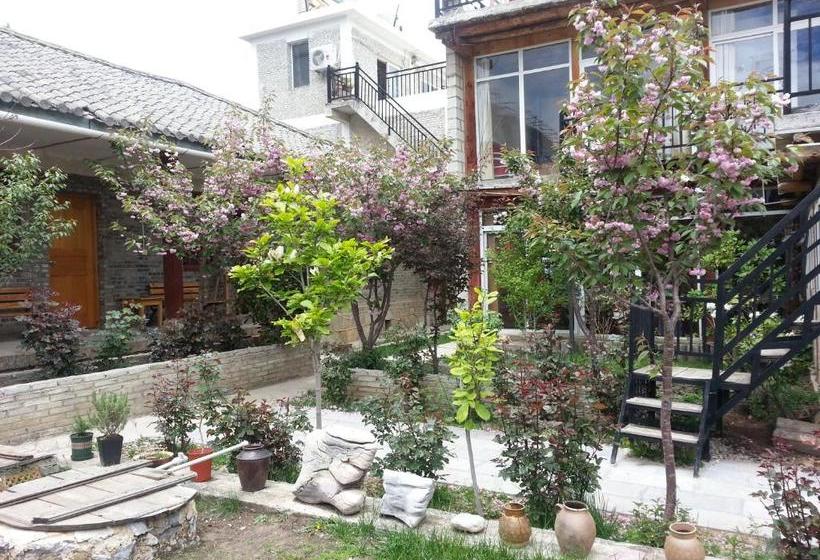 پانسیون Kevin's Trekker Inn