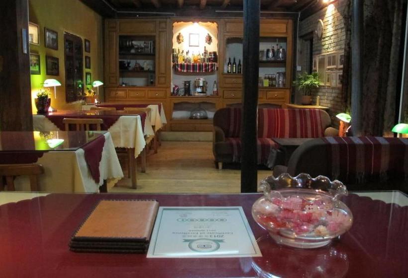 پانسیون Kevin's Trekker Inn