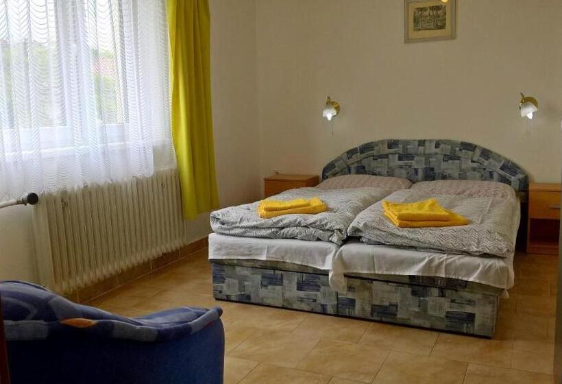 پانسیون Penzion Kalina