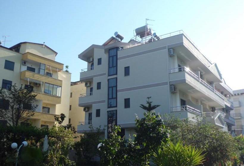 پانسیون Red Rose Guest House