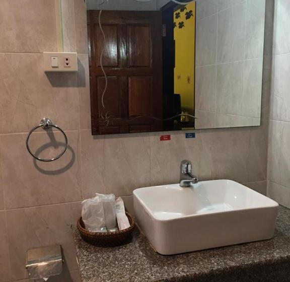پانسیون Thoulasith Guesthouse