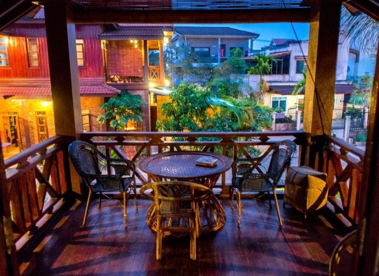پانسیون Zuela Guesthouse