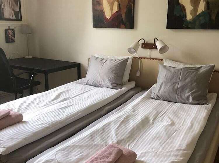 تختخواب و صبحانه Hagbackensgård Bed&breakfast
