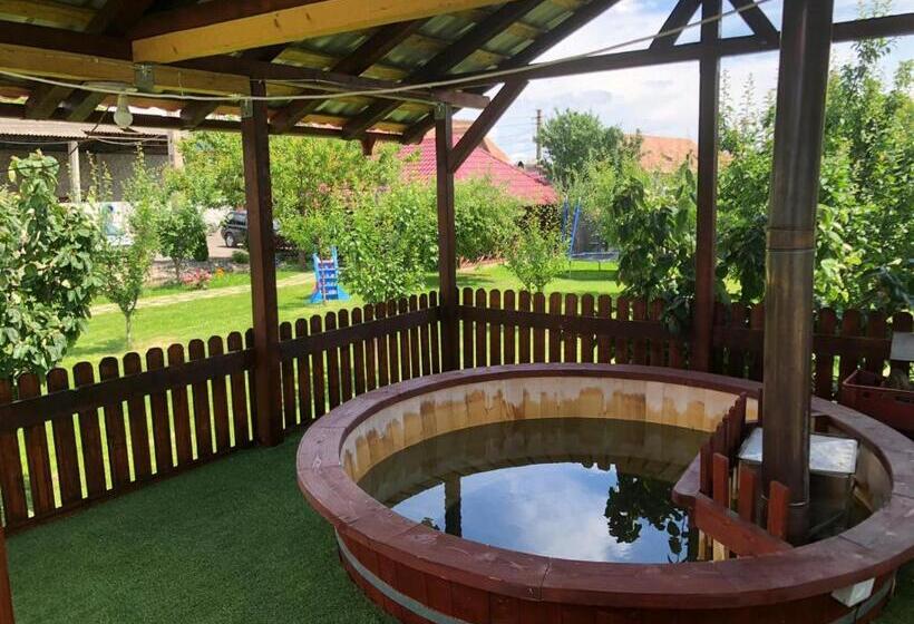 پانسیون Giandra Resort