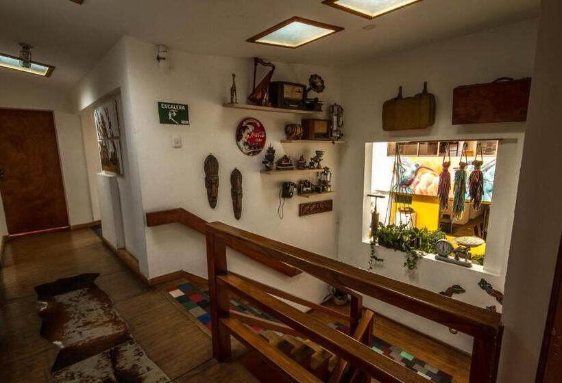 پانسیون Hostal De La 57