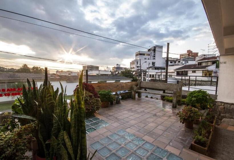 پانسیون Hostal De La 57