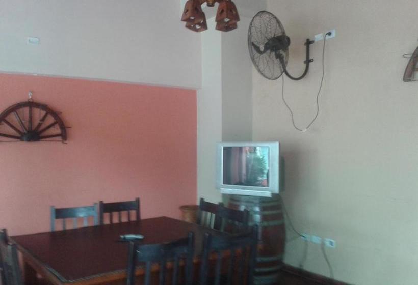 펜션 Hostal Las Carretas