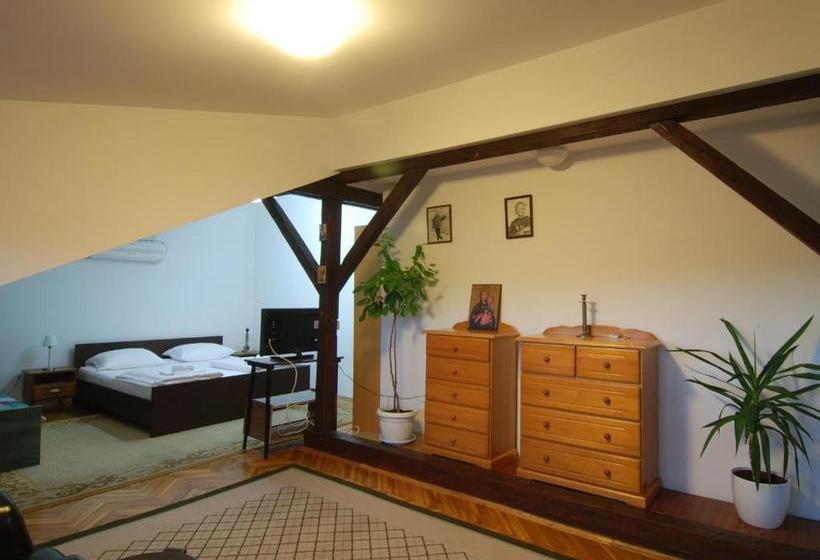 پانسیون Vrnjci House