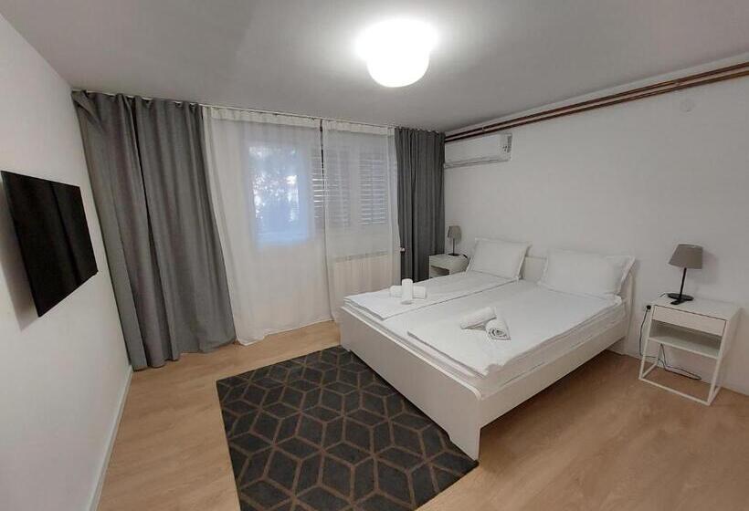 پانسیون Vrnjci House